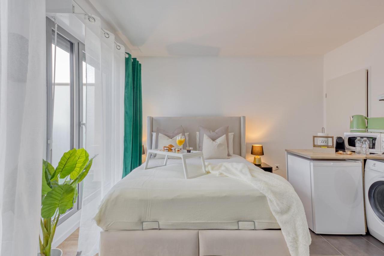 Cinema Moon Luxury - Gare 3Min - Proche Paris Apartman Massy  Kültér fotó